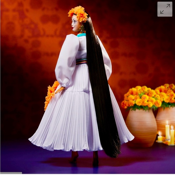 Barbie x Kris Goyri Día De Muertos Doll 2024 - Picture 2 of 14